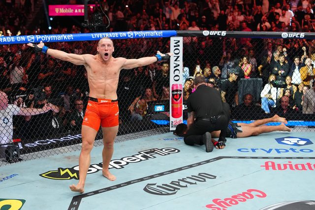UFC传奇人物称帕迪·皮姆布莱特（Paddy Pimblett）是唯一能在惊艳首秀后“放倒萨拉赫丁·帕尔纳斯（Salahdine Parnasse）”的人。