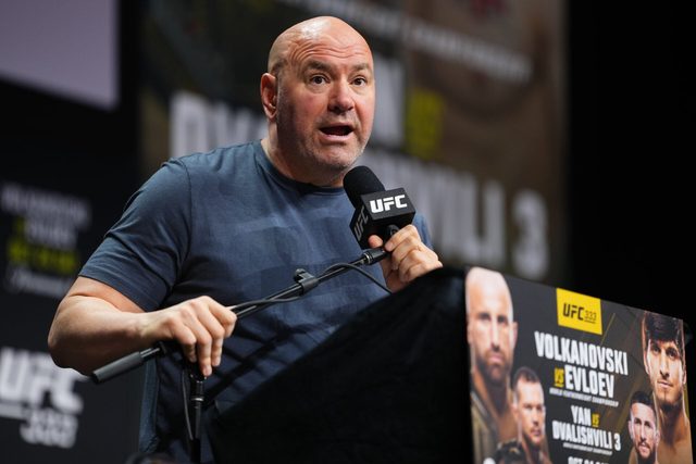 丹纳·怀特在UFC 333新闻发布会上的尴尬时刻：似乎没认出一位重量级前五选手